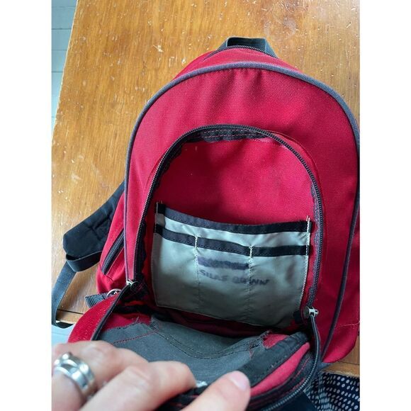 Kids red Kelty small backpack - Picture 4 of 5